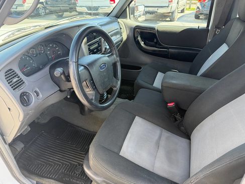 Used 2011 Ford Ranger XLT image 11