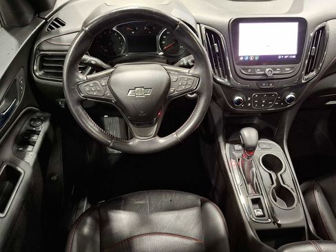 Used 2022 Chevrolet Equinox RS w/ RS Leather Package image 11