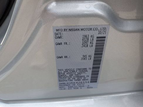 Used 2025 Nissan Altima 2.5 SR FWD image 35