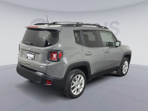 Used 2019 Jeep Renegade Latitude image 7