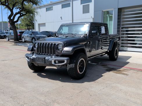 Used 2020 Jeep Gladiator Sport w/ Quick Order Package 24S AWD/4WD image 2