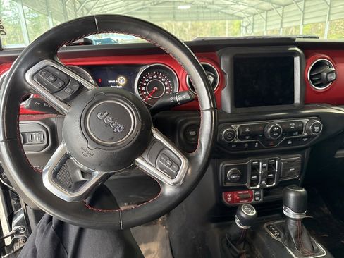 Used 2022 Jeep Gladiator Rubicon image 6