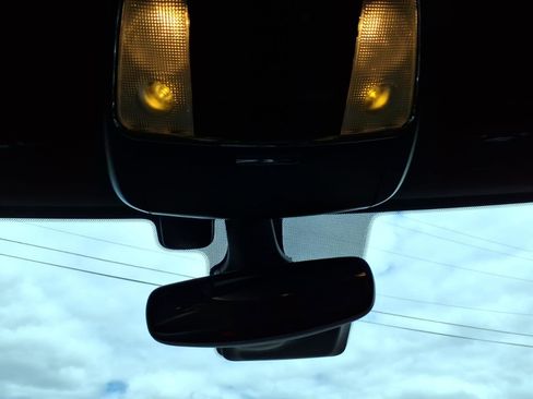 Used 2021 Jeep Grand Cherokee Altitude AWD/4WD image 15