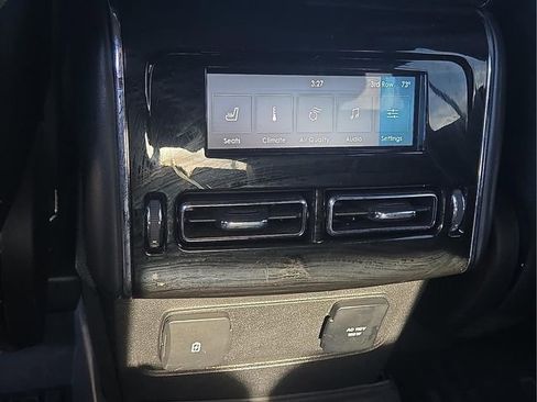 Used 2022 Lincoln Aviator Reserve w/ Equipment Group 201A image 17