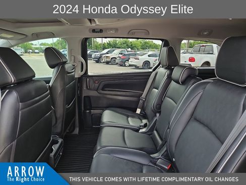Used 2024 Honda Odyssey Elite image 19