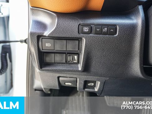 Used 2025 Lexus IS 350 F Sport w/ Accessory Package 2 image 38