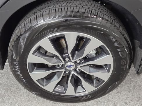 Certified 2025 Subaru Outback Limited XT image 13