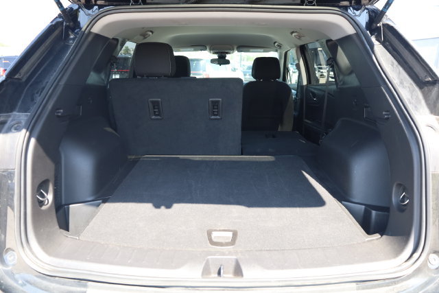 Used 2025 Chevrolet Blazer LT FWD image 31