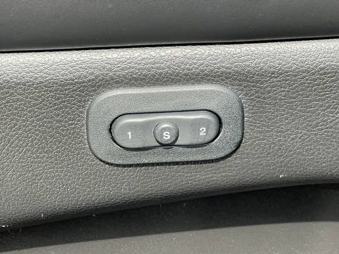 Used 2020 Jeep Grand Cherokee High Altitude AWD/4WD image 17