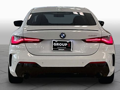 Used 2024 BMW 430i Coupe w/ M Sport Package RWD image 4
