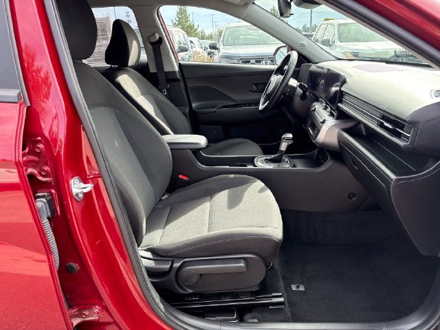 Used 2025 Hyundai Kona SEL AWD/4WD image 9