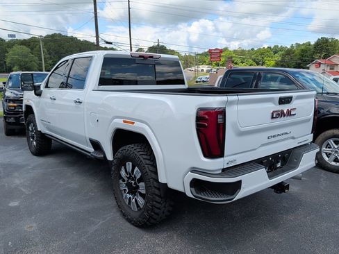 Used 2026 GMC Sierra 2500 Denali w/ Denali Reserve Package AWD/4WD image 5
