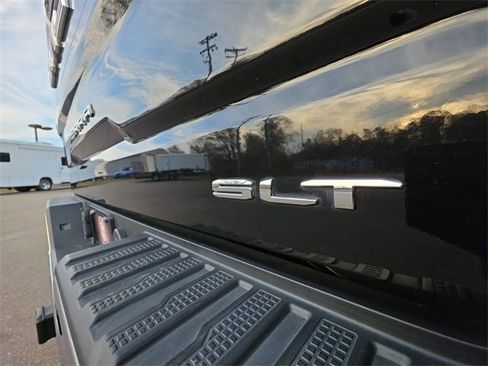 Used 2022 GMC Sierra 1500 SLT w/ SLT Convenience Package image 27