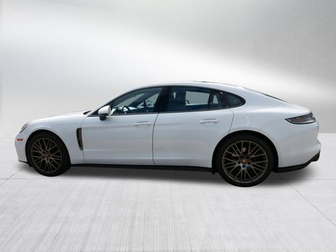 Used 2022 Porsche Panamera 4 Platinum Edition image 8