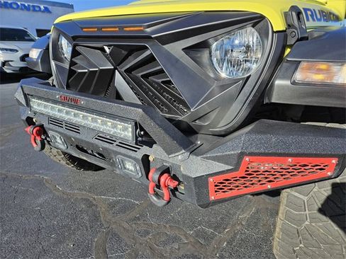 Used 2023 Jeep Wrangler Rubicon w/ Cold Weather Group image 19