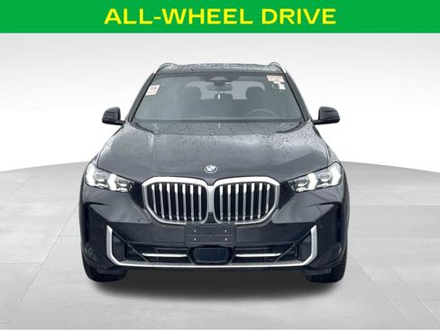 Used 2024 BMW X5 xDrive40i w/ Premium Package AWD/4WD image 3