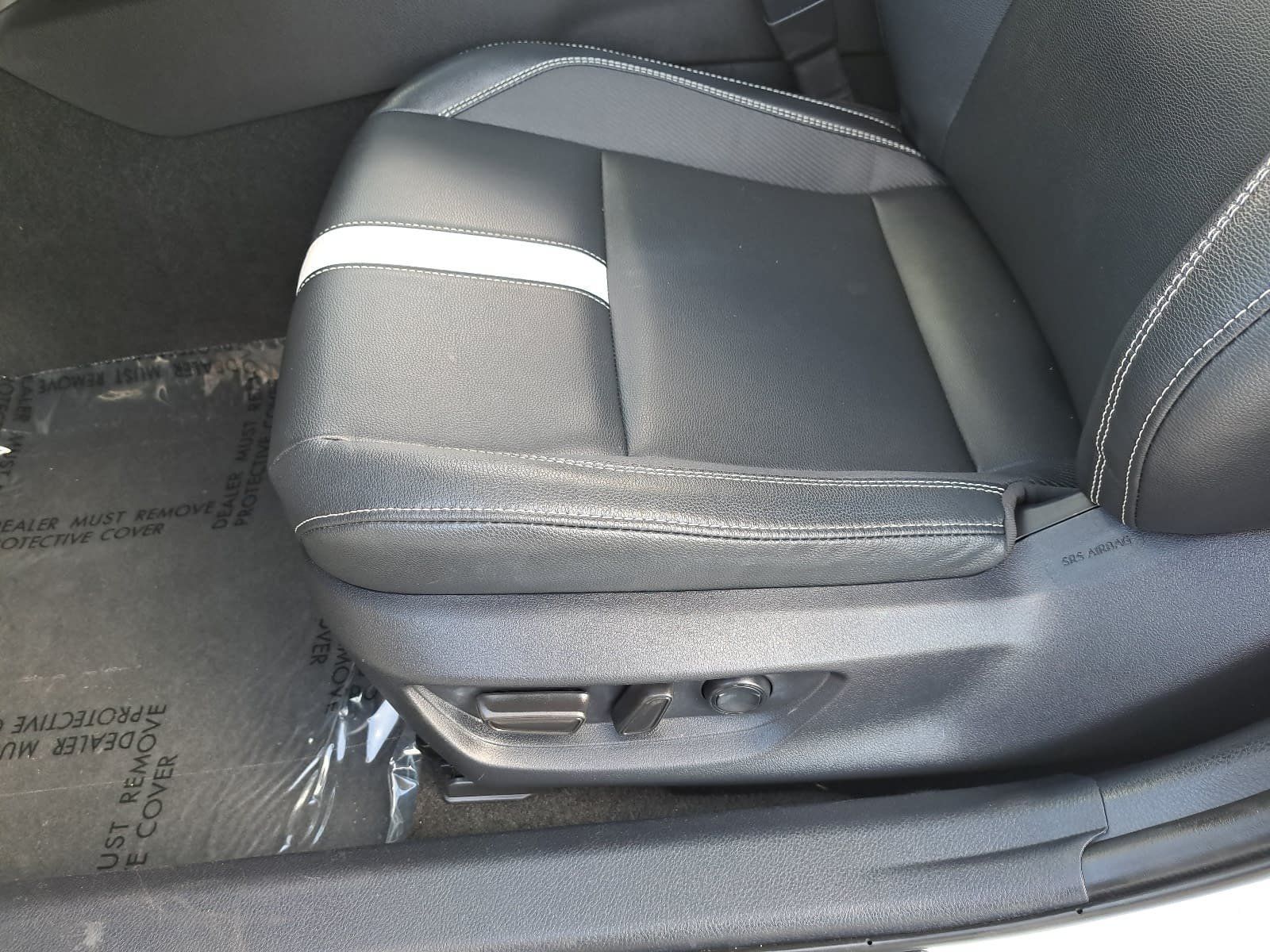 Used 2025 Toyota Camry SE w/ Convenience Package FWD image 30