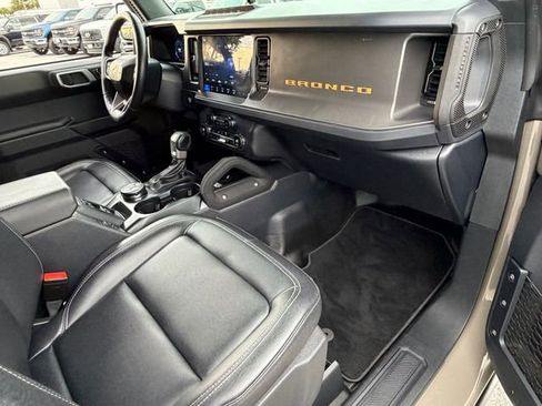 Certified 2025 Ford Bronco Badlands AWD/4WD image 14