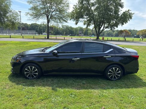 Used 2021 Nissan Altima 2.5 S FWD image 38