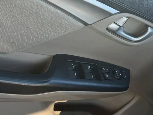 Used 2013 Honda Civic EX image 16