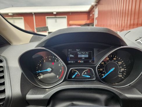 Used 2017 Ford Escape SE w/ Equipment Group 201A AWD/4WD image 19