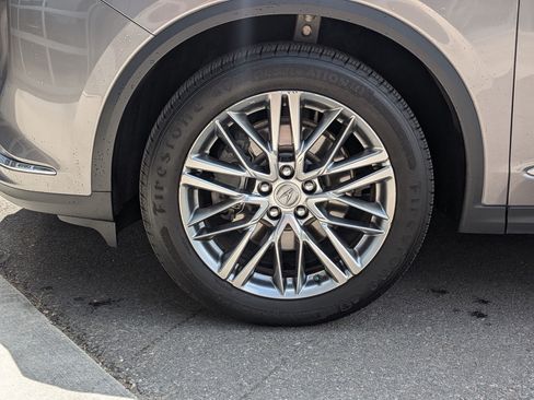 Used 2022 Acura MDX SH-AWD w/ Advance Package image 11