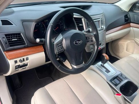 Used 2014 Subaru Outback 2.5i Limited AWD/4WD image 14