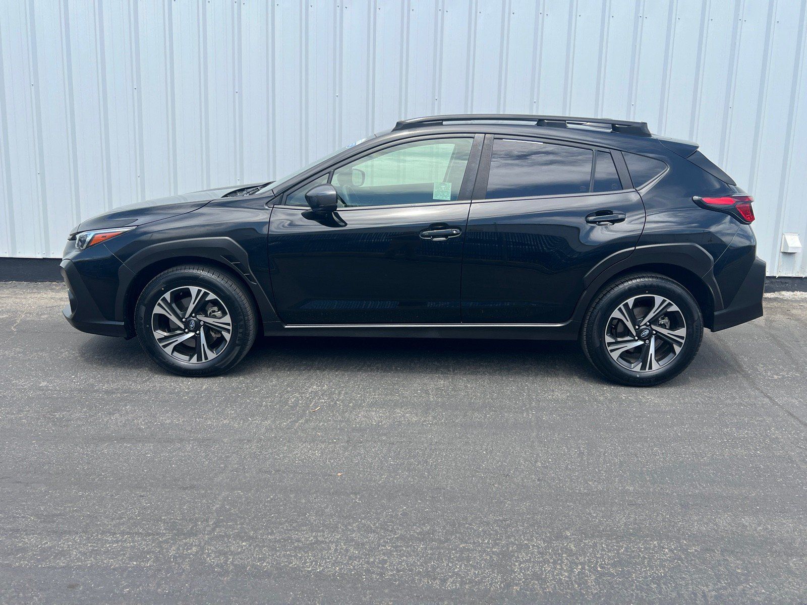Certified 2024 Subaru Crosstrek 2.0i Premium AWD/4WD image 3
