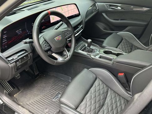 Used 2025 Cadillac CT5 V Blackwing w/ Parking Package RWD image 11