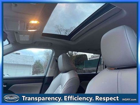 Certified 2023 Toyota Highlander XLE image 21