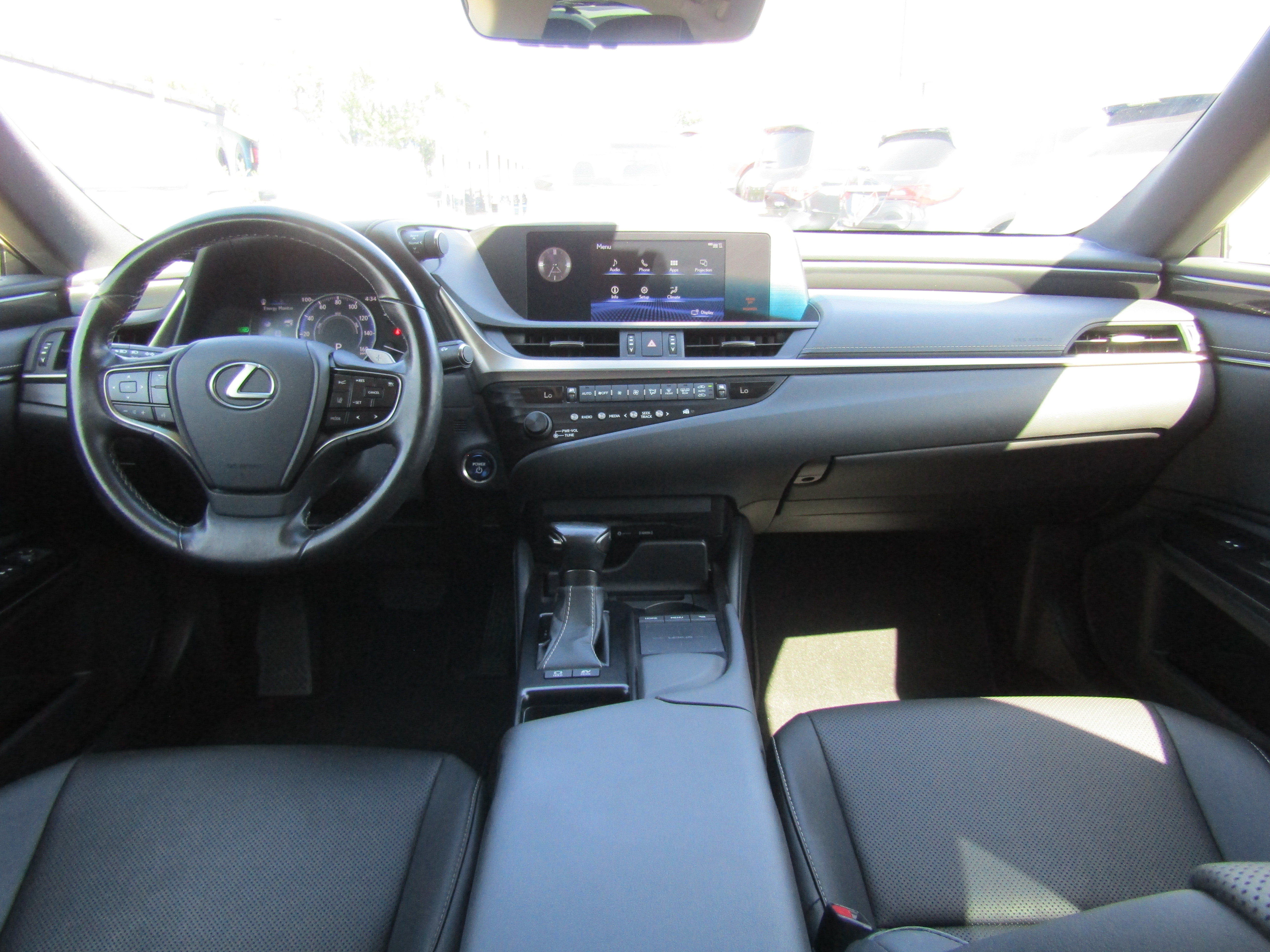 Used 2019 Lexus ES 300h FWD image 10