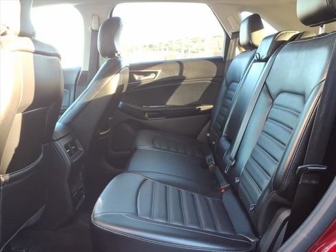 Used 2016 Ford Edge SEL w/ Equipment Group 201A image 8