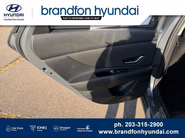 Used 2023 Hyundai Elantra Limited FWD image 10