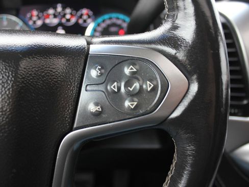 Used 2016 Chevrolet Suburban LTZ image 14