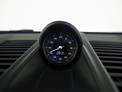 Certified 2022 Porsche 911 Carrera image 30