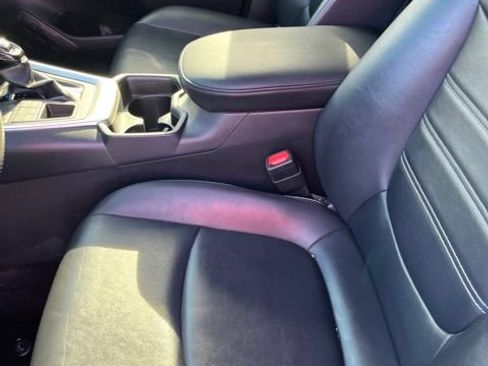 Used 2019 Toyota RAV4 XLE Premium w/ All Weather Liner Package AWD/4WD image 6