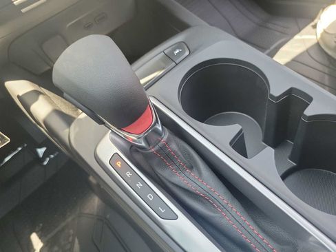New 2026 Chevrolet Trax RS w/ Sunroof Package FWD image 21