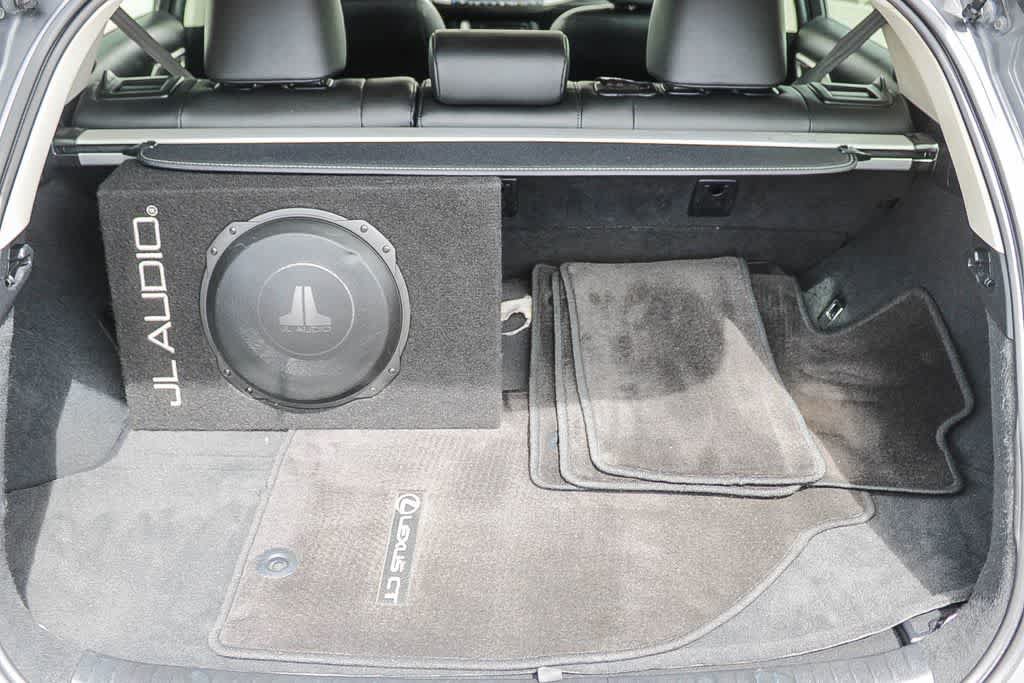 Used 2016 Lexus CT 200h w/ Seat Comfort Package FWD image 25