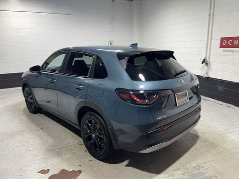 Used 2024 Honda HR-V Sport image 4