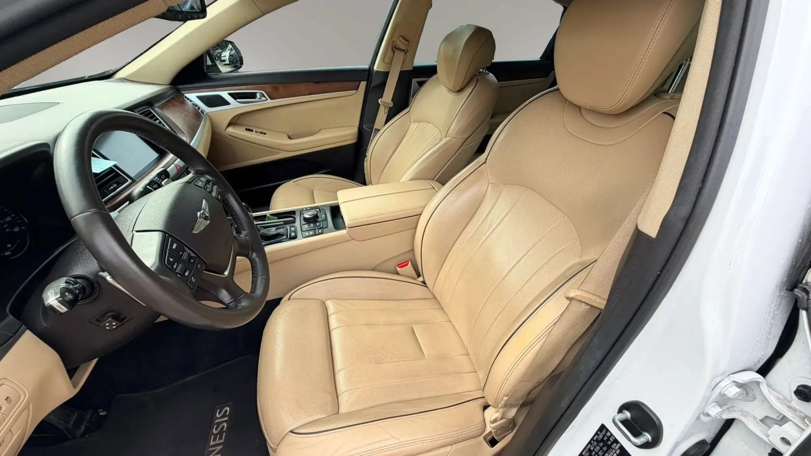 Used 2017 Genesis G80 5.0 Ultimate RWD image 9