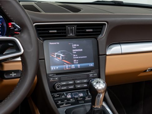 Used 2019 Porsche 911 Carrera image 22