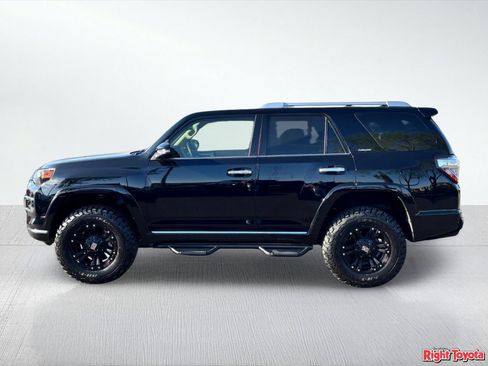 Certified 2017 Toyota 4Runner Limited AWD/4WD image 4