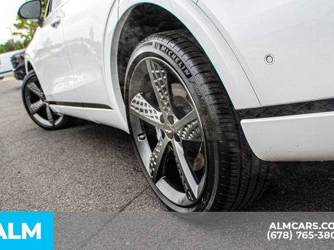 Used 2022 Genesis GV70 3.5T Sport w/ Sport Prestige Package image 13