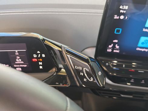 Certified 2023 Volkswagen ID.4 Pro S image 29