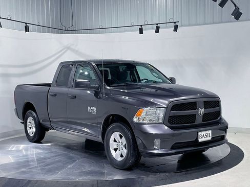Used 2019 RAM 1500 Express AWD/4WD image 37