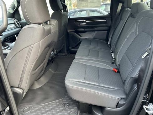 New 2026 RAM 1500 4x4 Crew Cab image 4