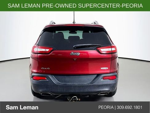 Used 2018 Jeep Cherokee Latitude w/ Cold Weather Group image 6