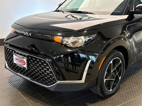 Used 2023 Kia Soul EX image 7