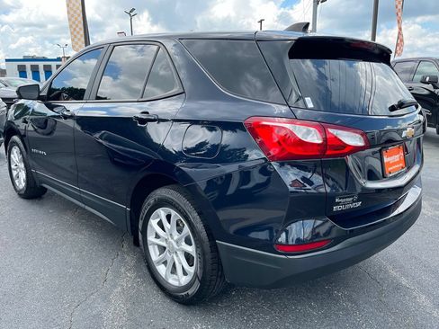 Used 2020 Chevrolet Equinox LS w/ LS Convenience Package FWD image 5