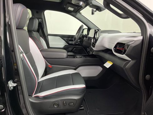 New 2025 Chevrolet Silverado EV RST image 7